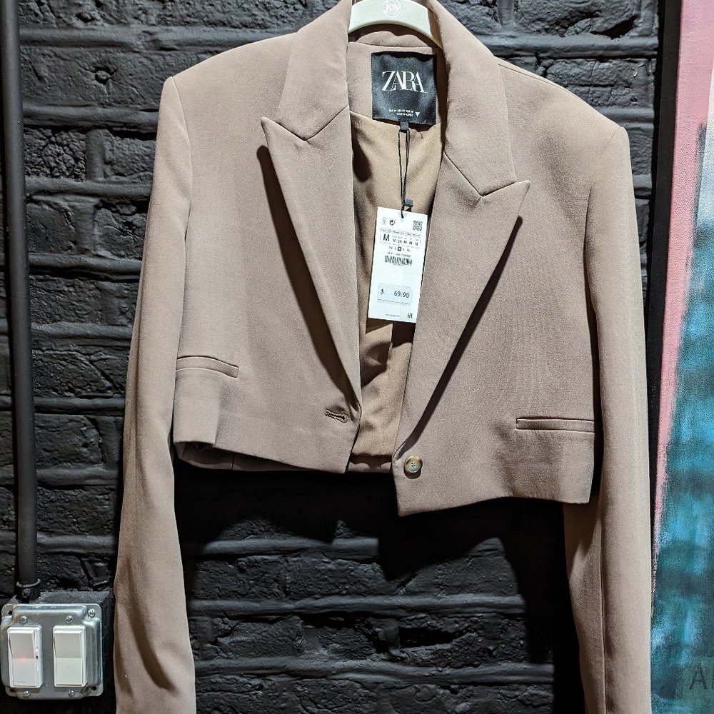 Cropped Blazer